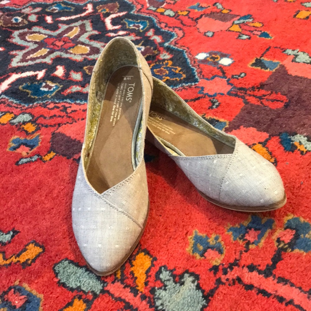 Toms grey Jutti flats